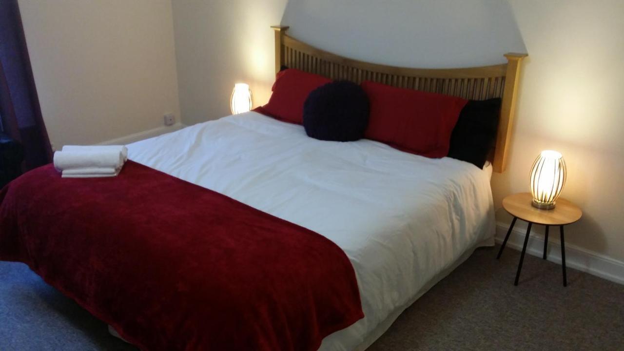 Riverbank Guest House Wiggenhall Saint Germans Eksteriør bilde